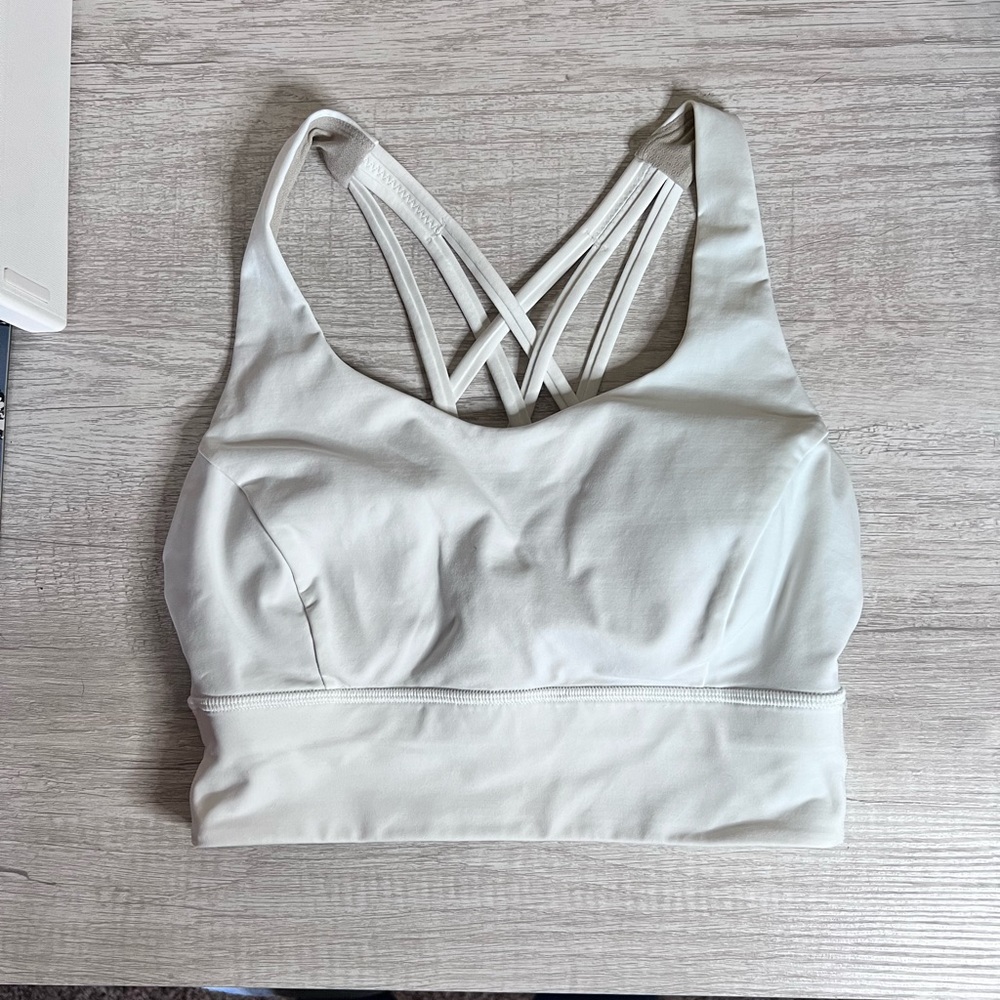 Lululemon free to be serene because a long like size 6